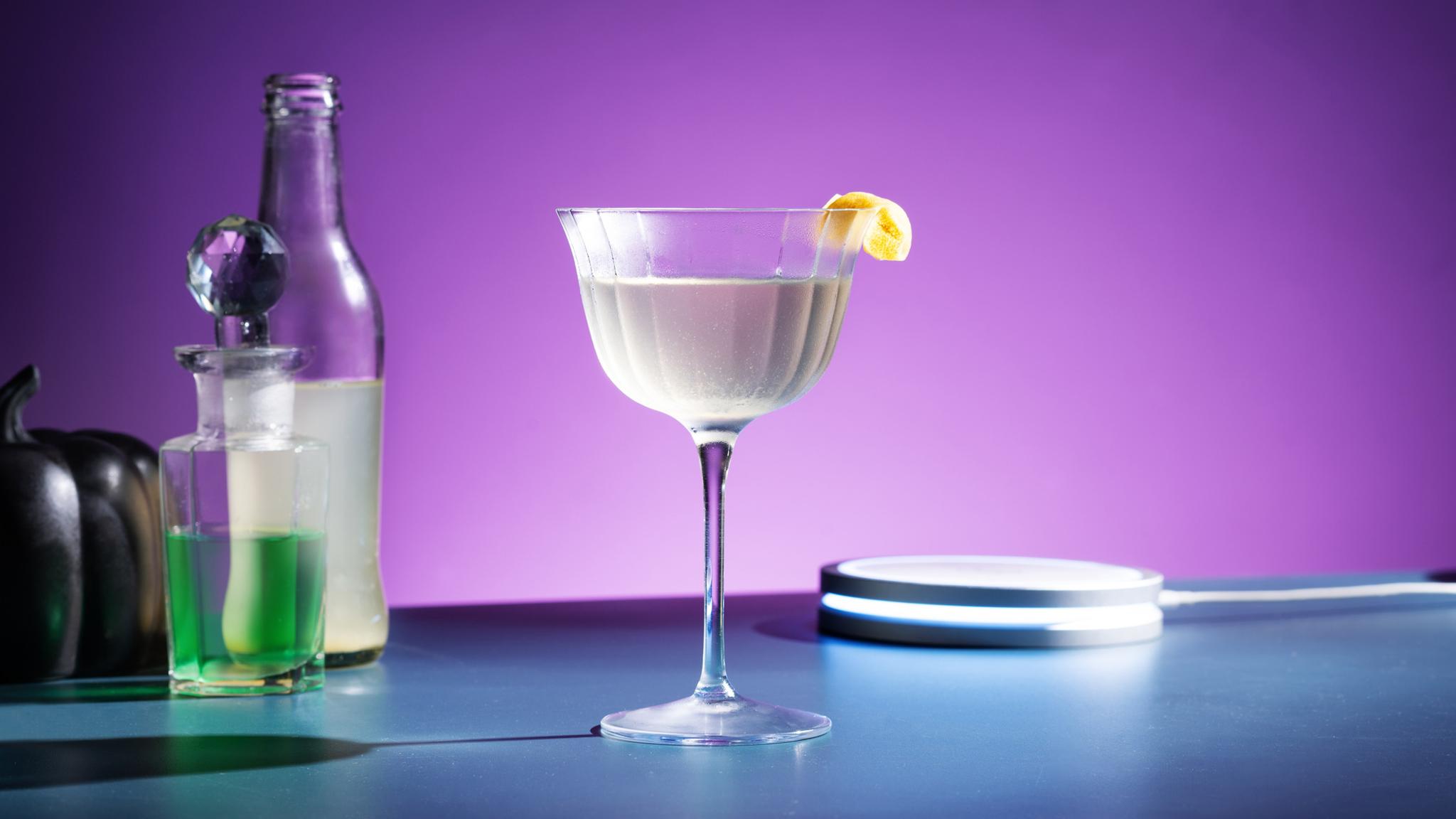 Corpse Reviver #2: A Halloween Classic with a Zesty Punch