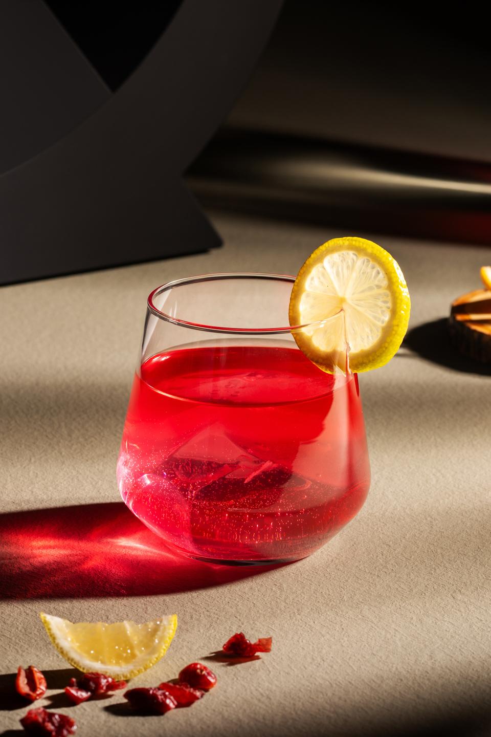 Cranberry Cooler: A Crisp and Tangy Delight