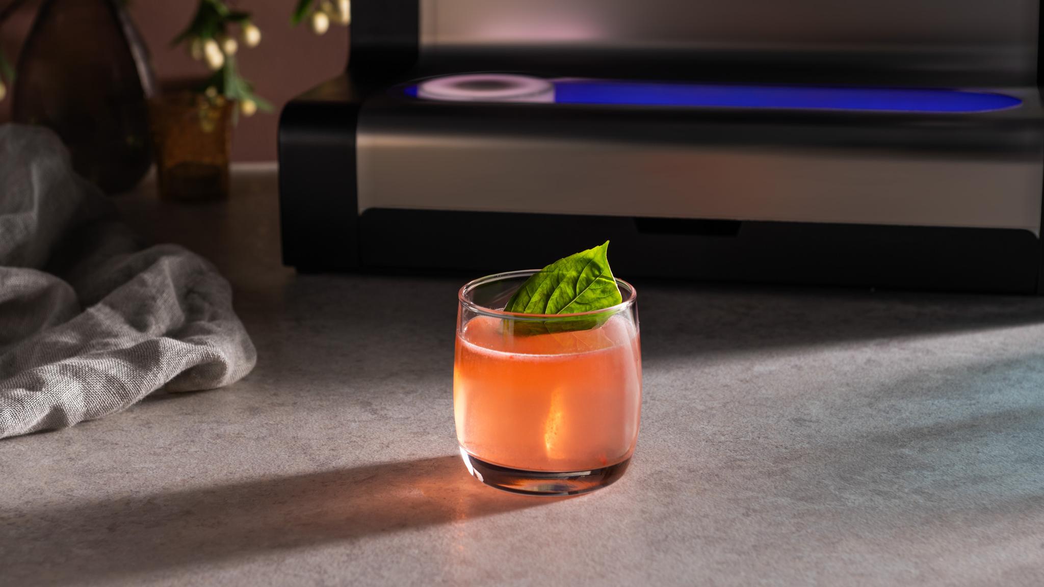 Basil Berry Smash: A Fresh and Fruity Cocktail with a Herbal Twist