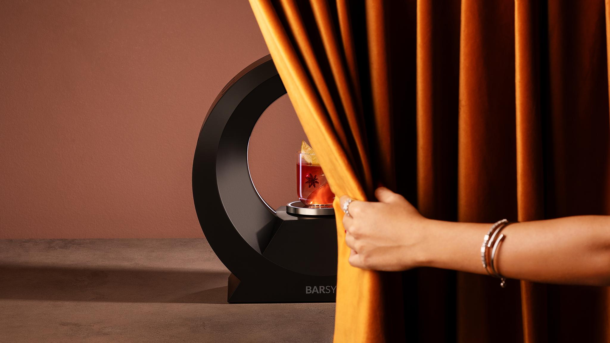 How to Choose the Right Cocktail Maker for Your Home Bar